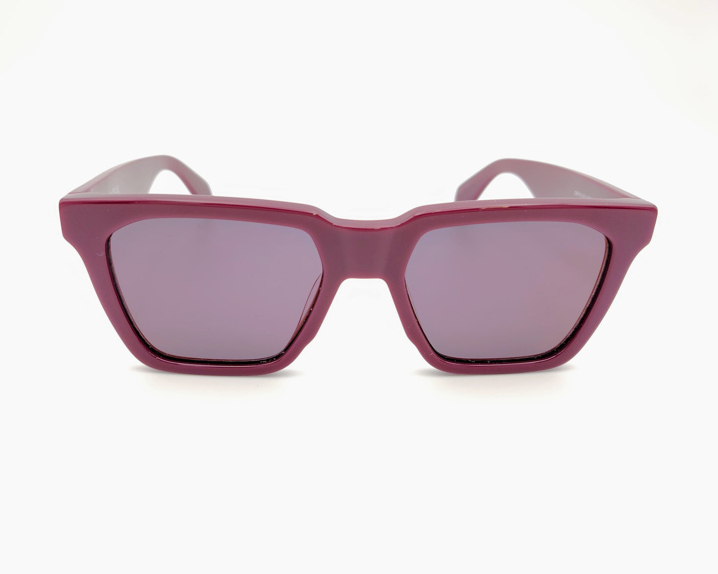 adidas or0110 81u gafas de sol en pasta de color berenjena con las lentes espejadas a juego, formato cuadrado