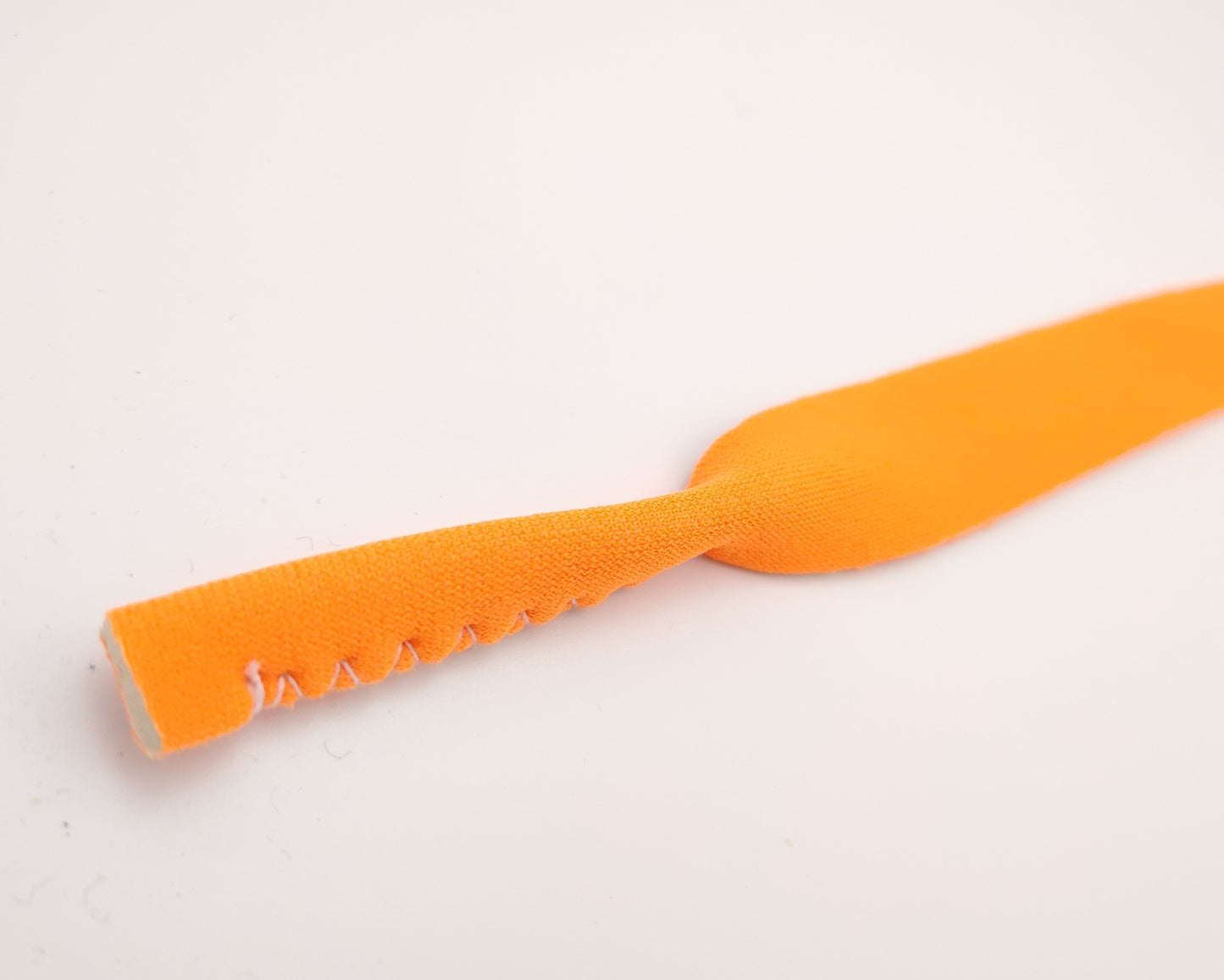 cinta de neopreno para gafas estilo deportivo en color naranja