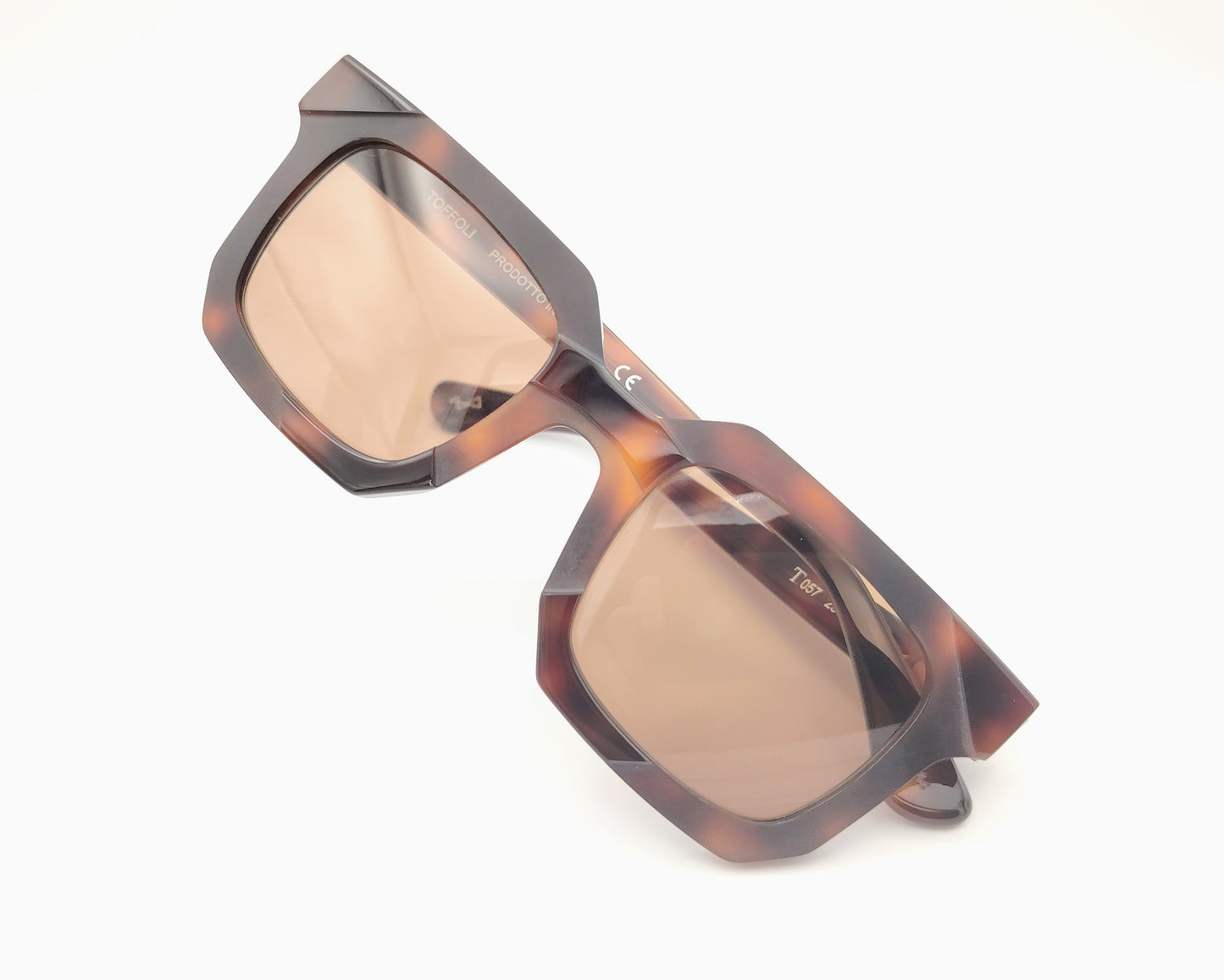 gafas de sol constantino toffoli en acetato marrón y lentes a juego