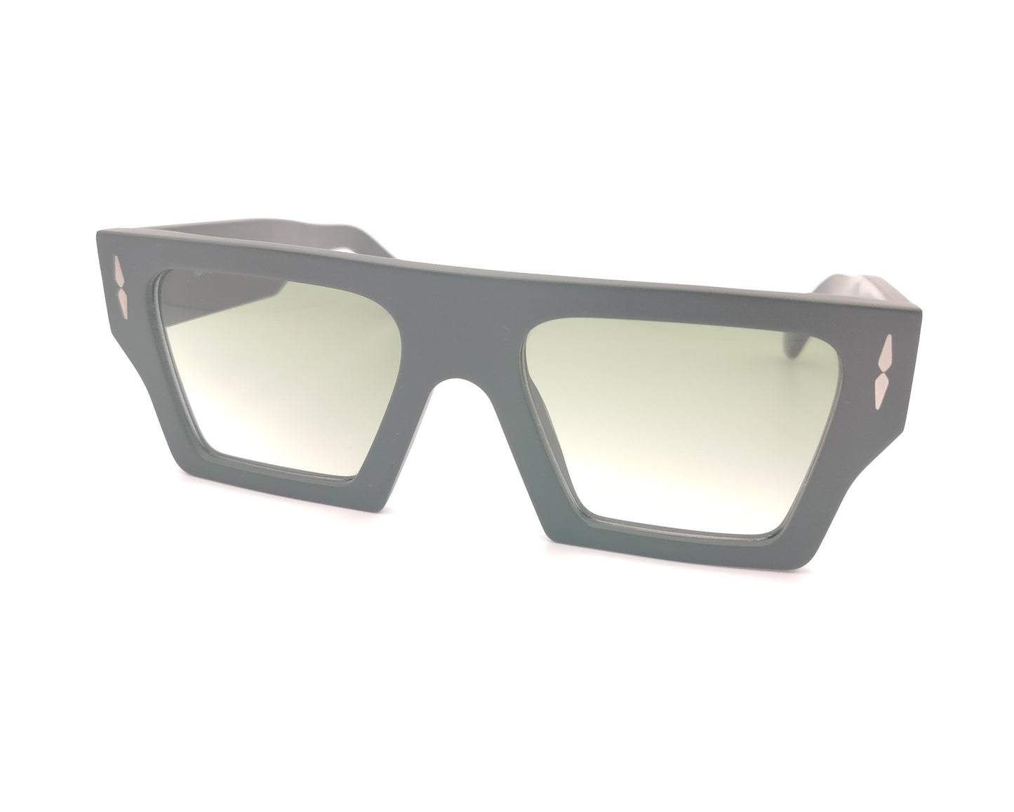gafas de sol con montura rectangular ancha en color verde mate y detalles metálicos