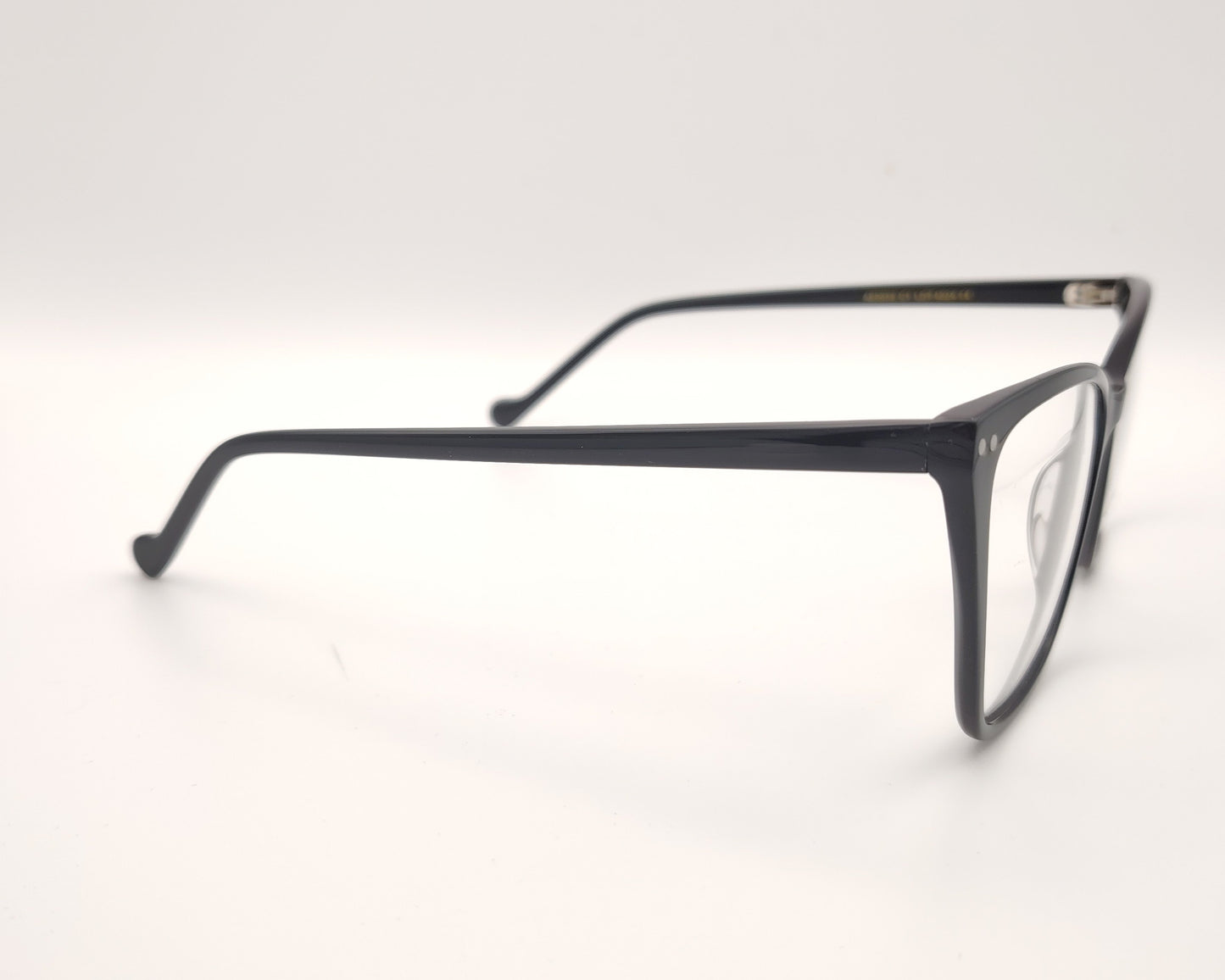 gafas graduadas negras con forma cat eye suave