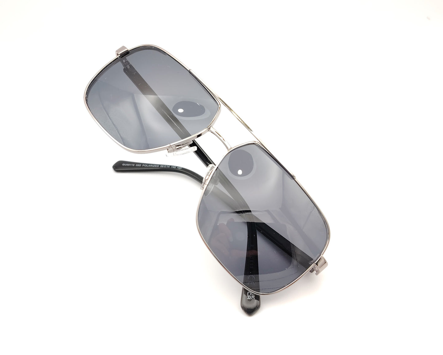 guess gu00119 08d gafas de sol de metal en formato cuadrado con doble puente, color plateado y lentes en color gris