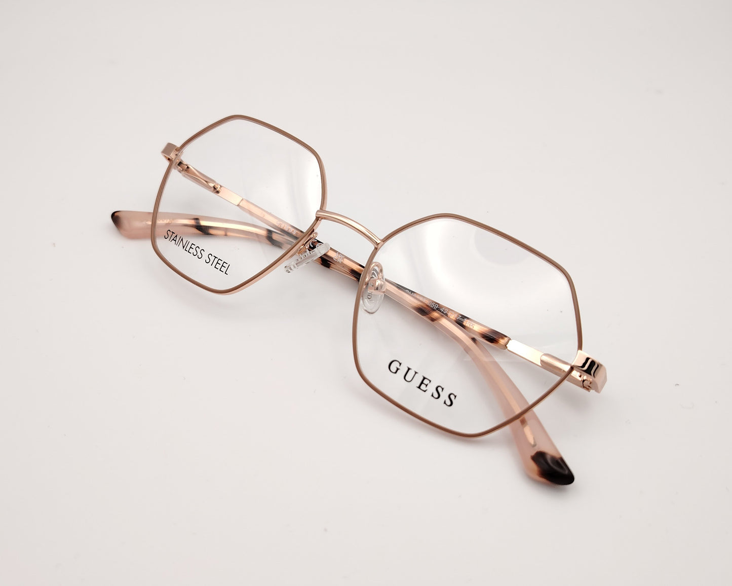 gafas guess gu 8275 059 metálicas para niños diseño geométrico dorado rosado con lacado beige