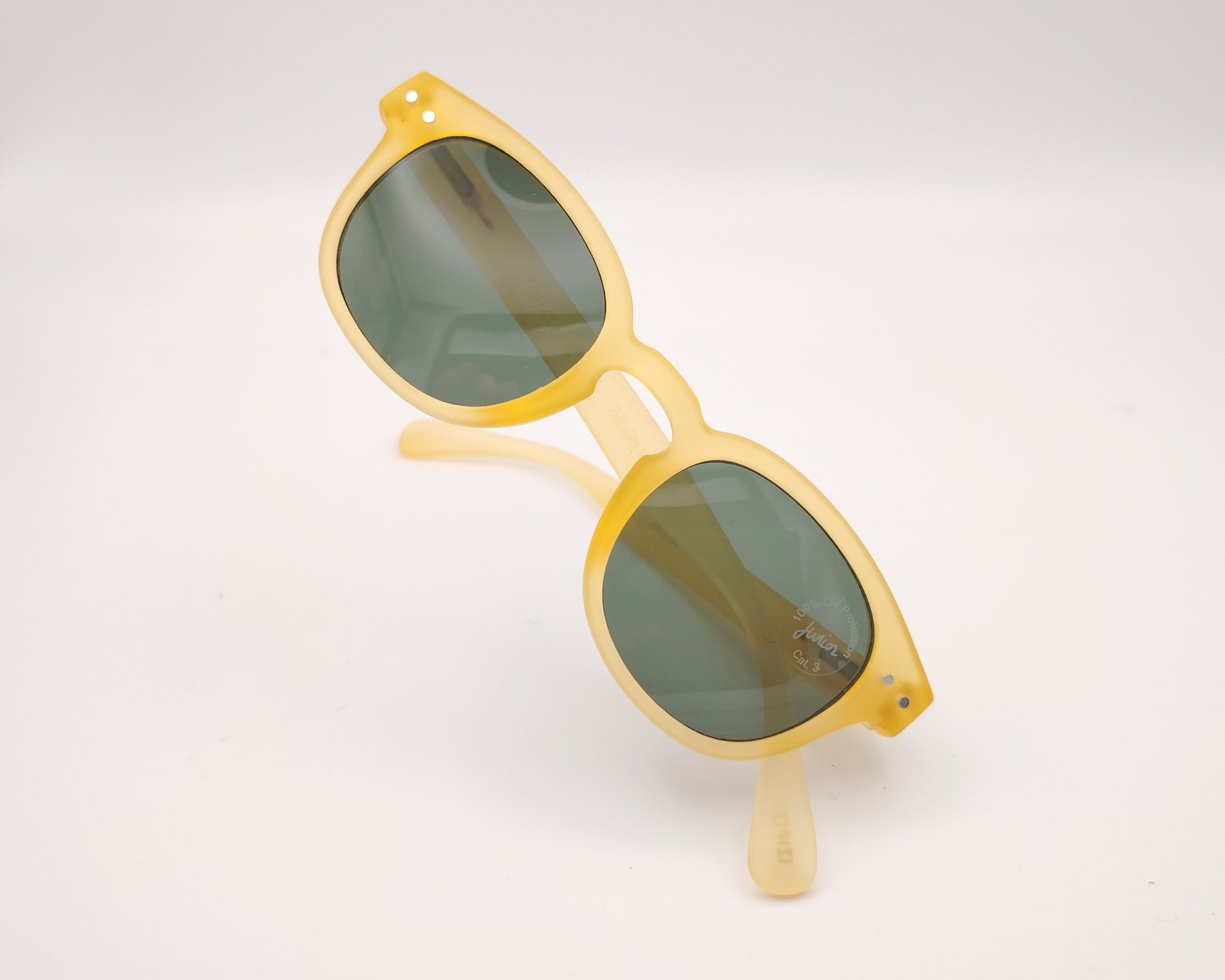 gafas de sol infantiles izipizi junior sun c en color amarillo