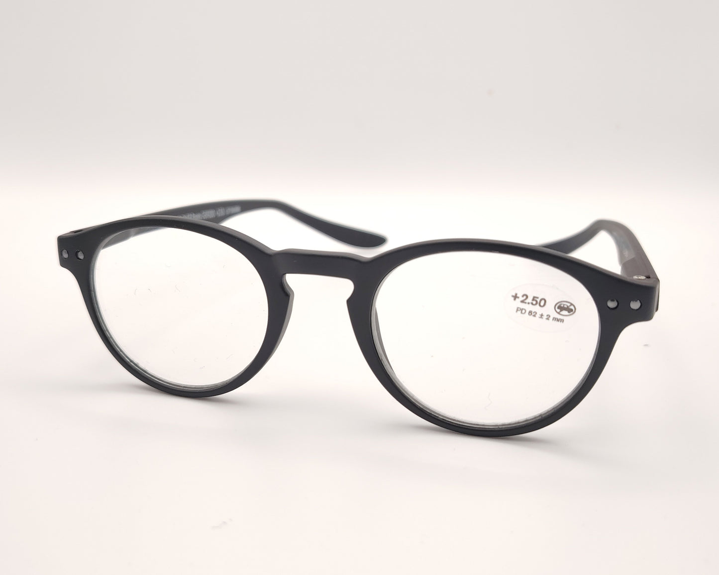 gafas premontadas de presbicia tipo pantos color negro con varillas largas curvas tipo koala para poder dejarlas colgadas del cuello