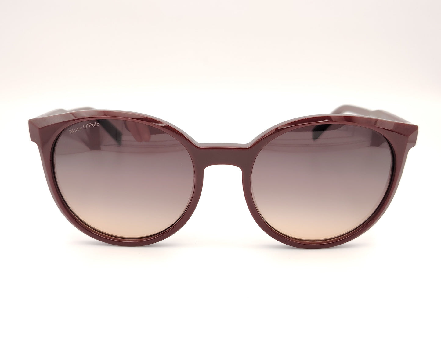 gafas de sol redondas marc o'polo 506206 50 3035 color burdeos con lentes degradadas