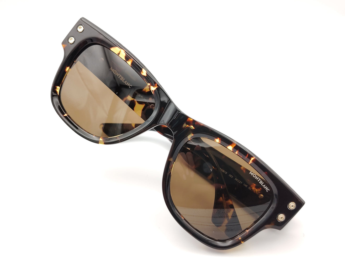 gafas de sol montblanc con montura carey gruesa y lentes marrones oscuras