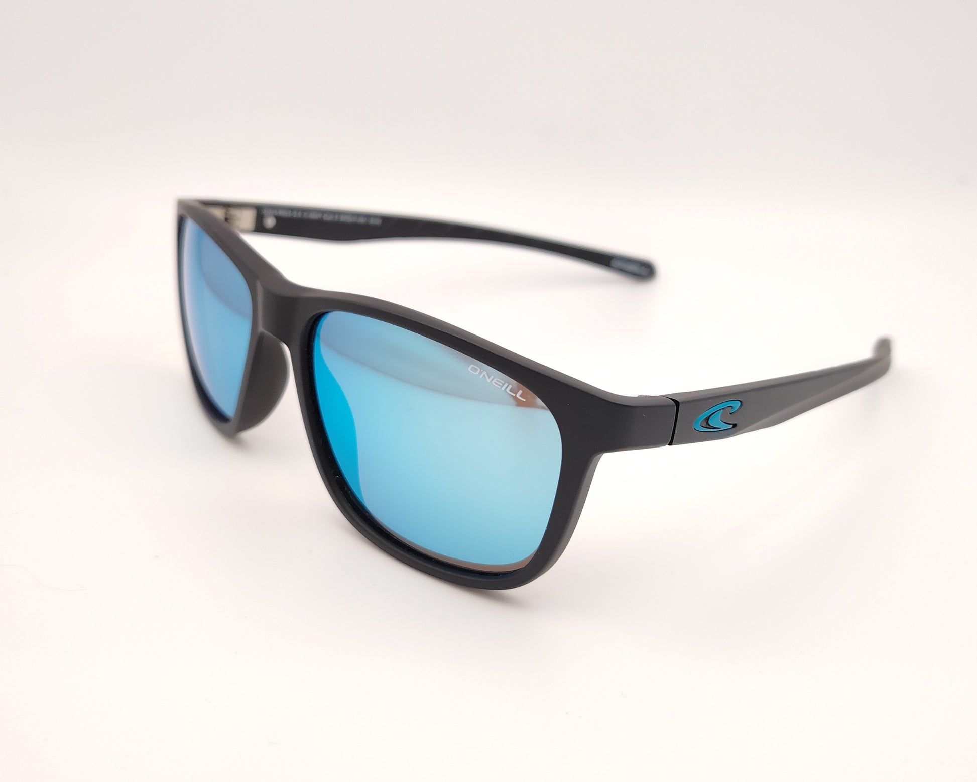 gafas de sol o'neill ons 9025 104p montura negro mate con lentes espejadas azul polarizadas estilo deportivo