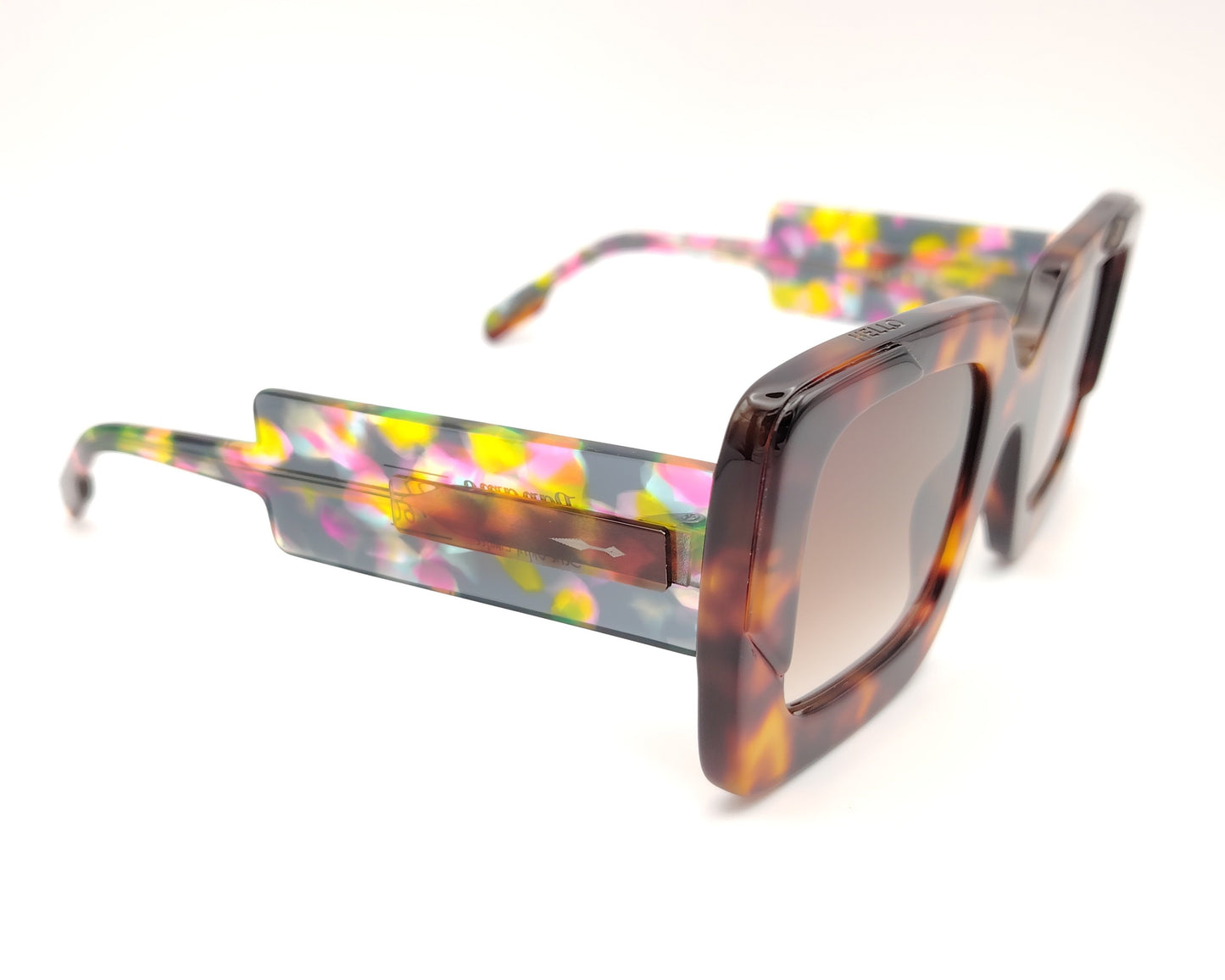 gafas de sol paname donna c5 cuadradas carey con varillas multicolor y lentes degradadas marrones