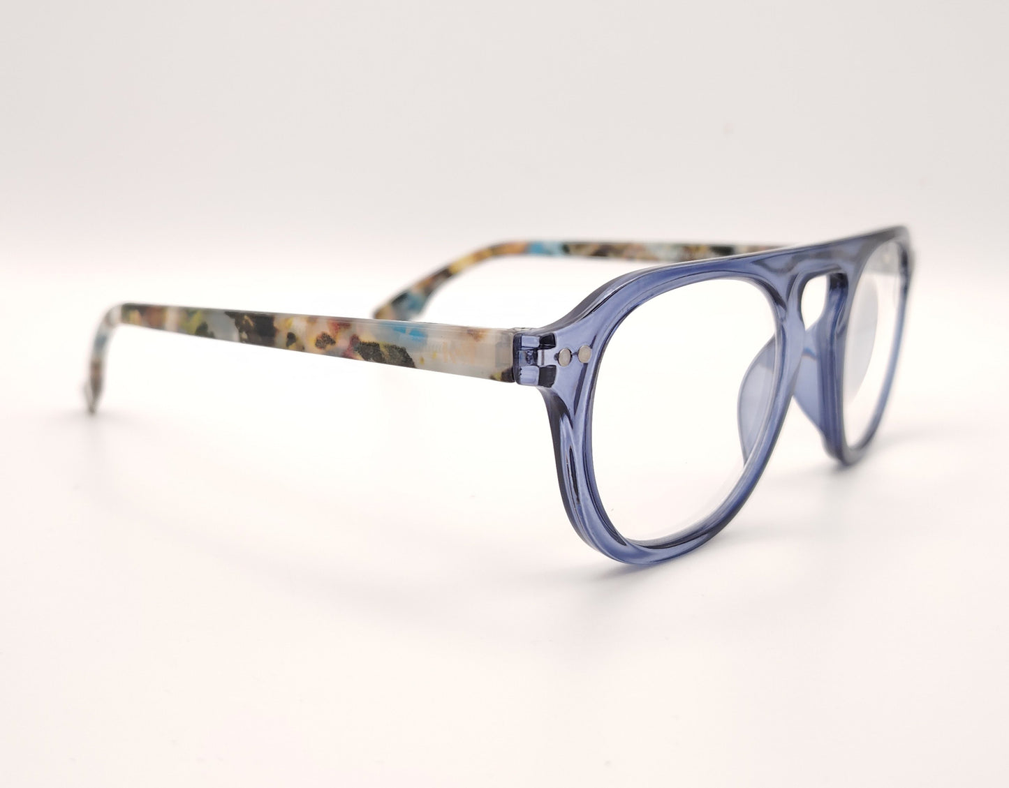 gafas premontadas con frontal lila translúcido y varillas de colores