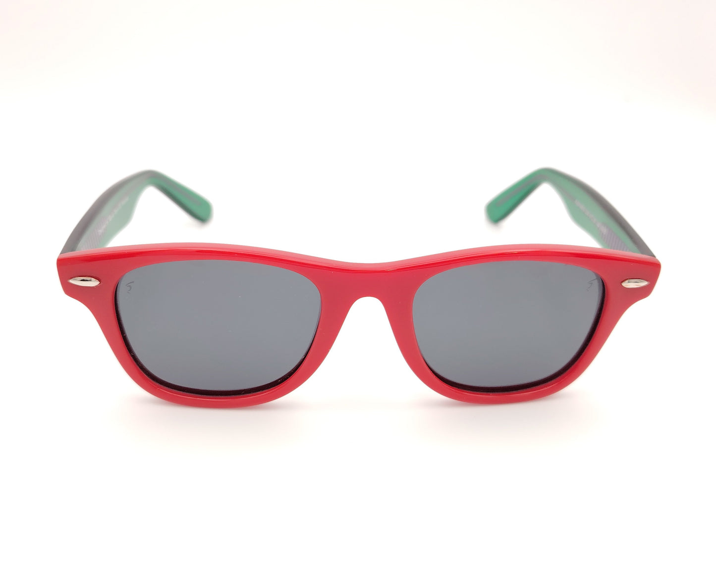 rischio rj31026 0 c06 gafas de sol para niños de pasta en formato cuadrado en color rojo en el frente y verde en las varillas