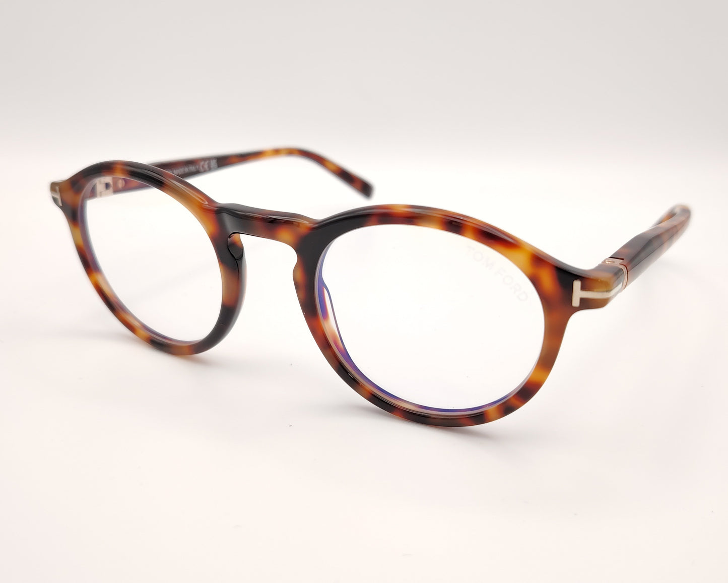 tom ford tf5979b 053 gafas de vista en acetato habana con forma redonda y detalle metálico en varillas