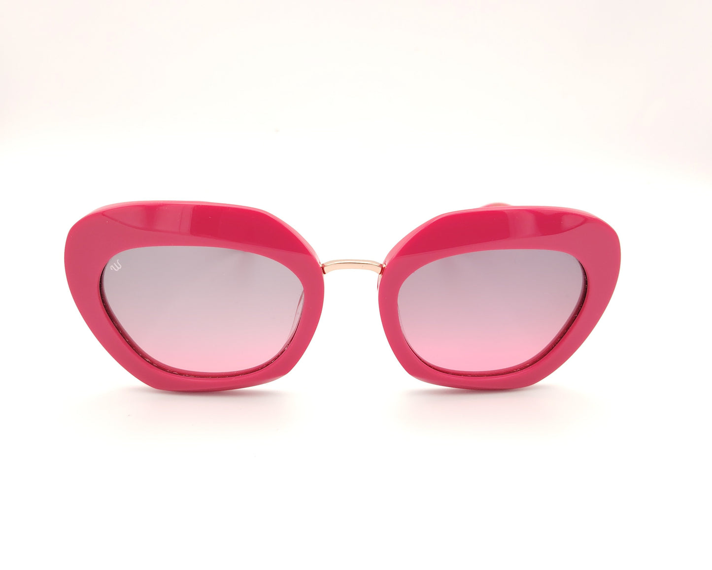 gafas de sol woodys greta 04 con montura de acetato rosa y varillas metálicas doradas diseño redondeado con lentes degradadas en tono rosa