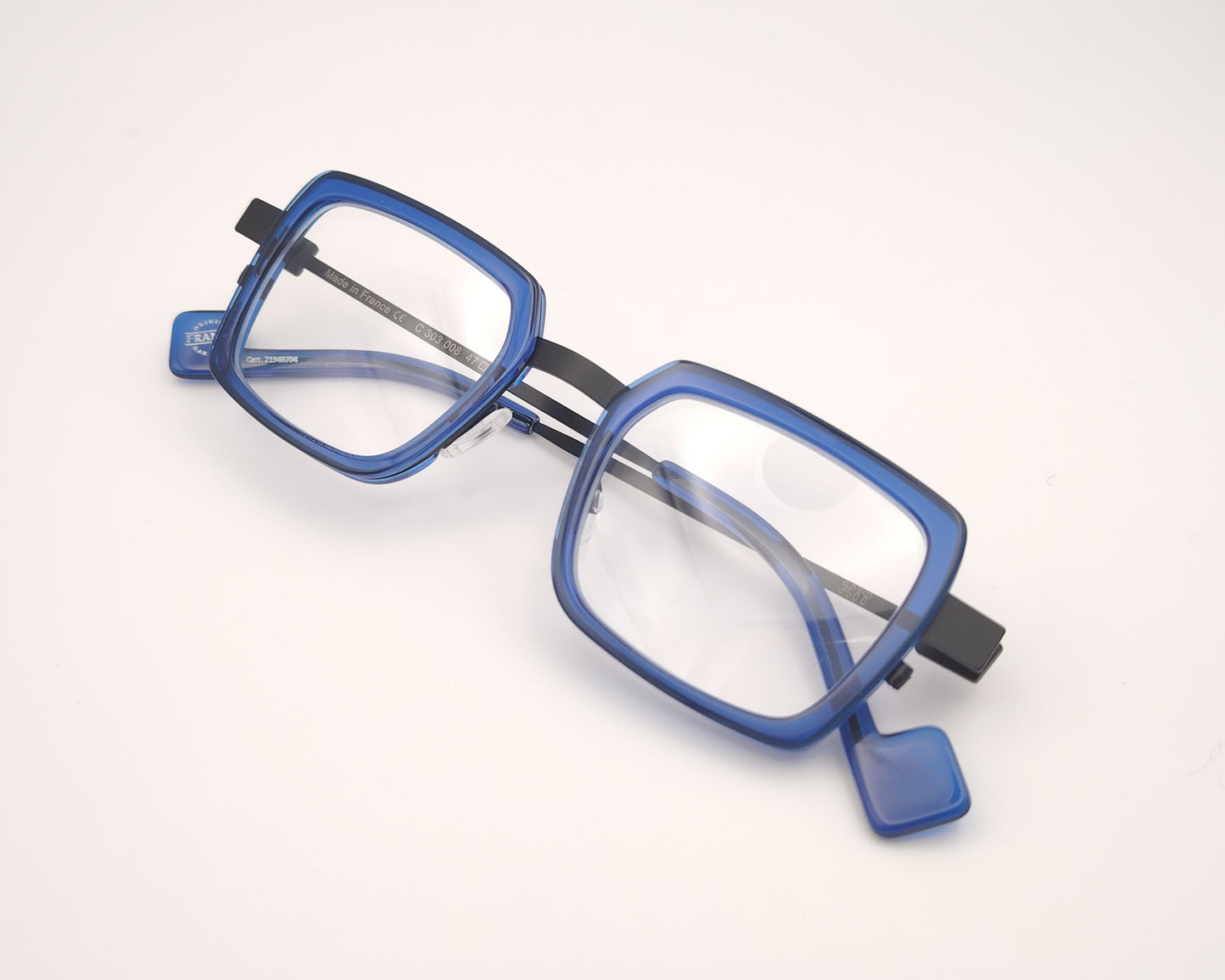 gafas graduadas xit c303 rectangulares con frontal azul eléctrico y varillas metálicas negras