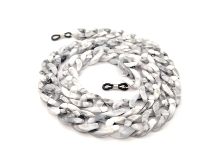 cadena para gafas de eslabones grandes en gris claro jaspeado