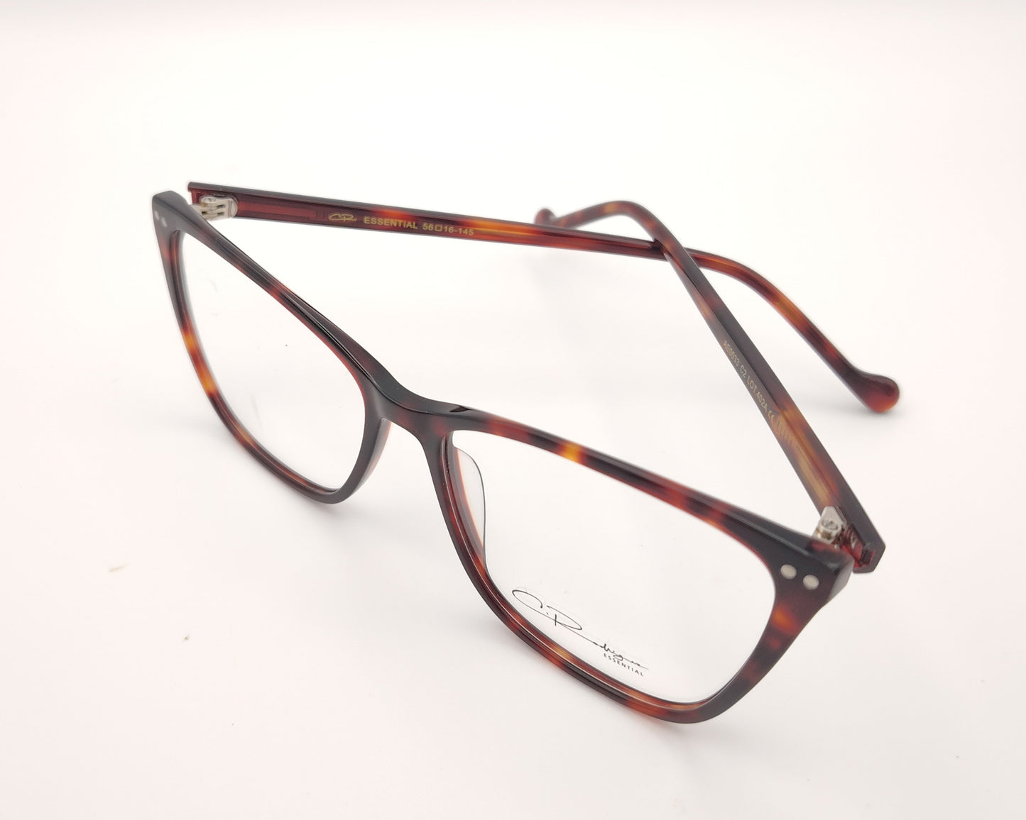 gafas graduadas en color carey con forma cat eye suave