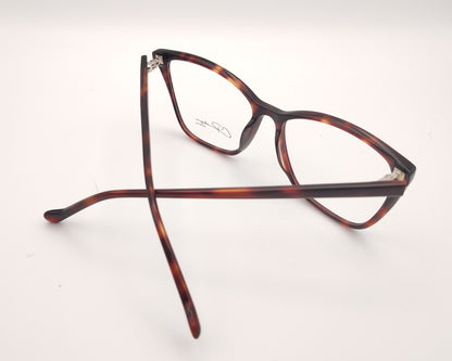 gafas graduadas en color carey con forma cat eye suave