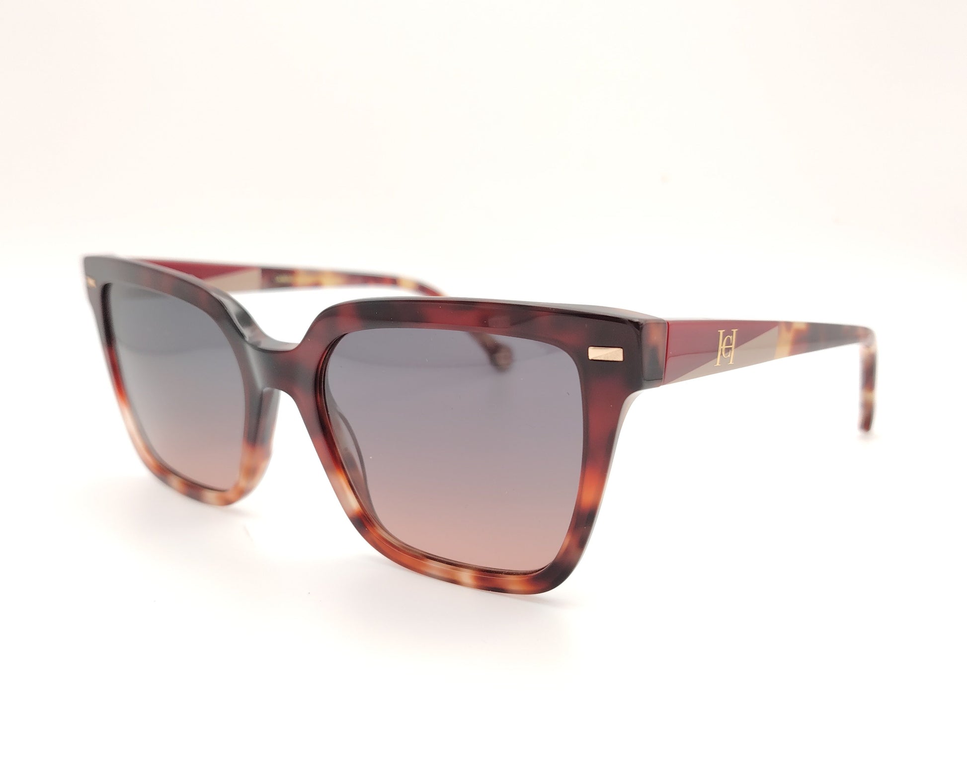 gafas de sol carolina herrera oversize carey burdeos con lentes degradadas y detalle dorado
