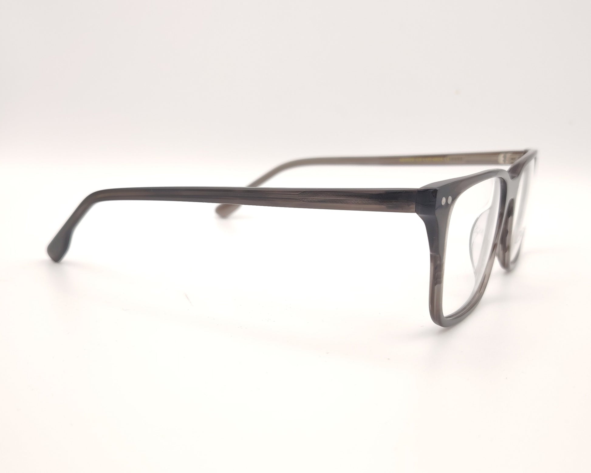 gafas graduadas rectangulares gris translúcido ligeras diseño moderno