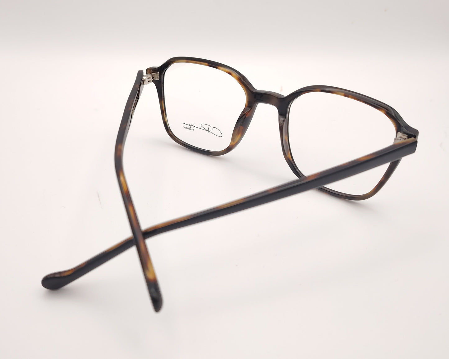 gafas graduadas negras con interior carey y forma cuadrada suave