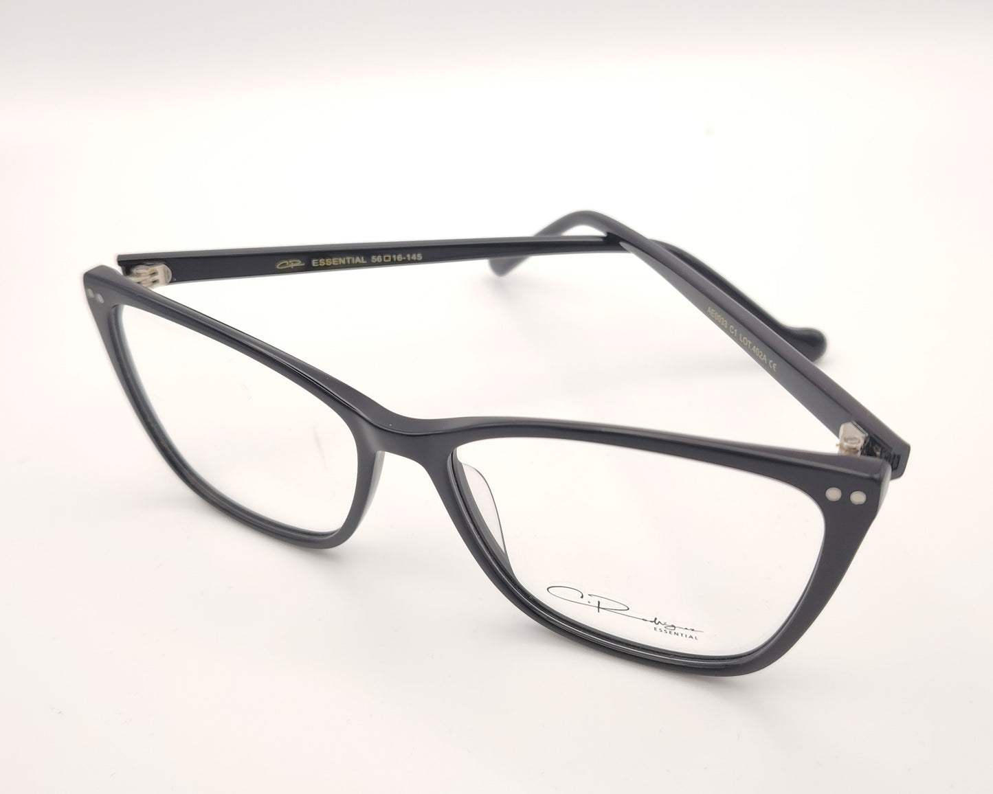 gafas graduadas negras con forma cat eye suave
