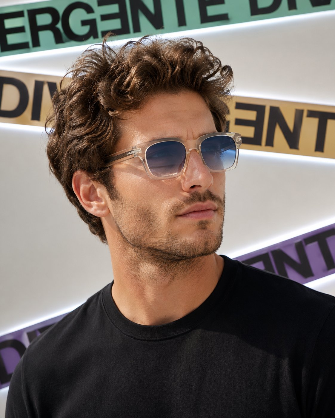 gafas de sol transparentes color champagne con lentes degradadas azules