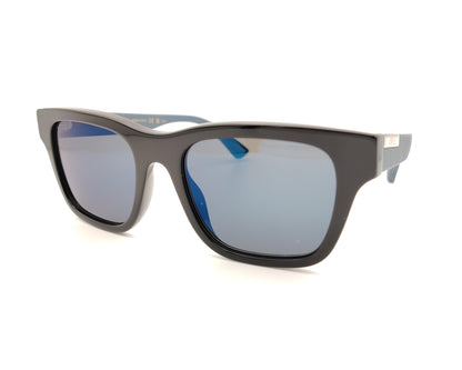 gafas de sol gucci negras con lentes azules espejo y varillas azul mate con detalle metálico