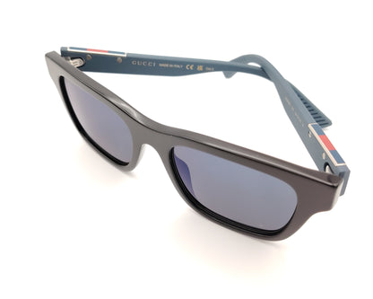 gafas de sol gucci negras con lentes azules espejo y varillas azul mate con detalle metálico