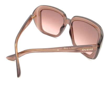 gafas guess oversize cuadradas en rosa ahumado con lentes del mismo tono