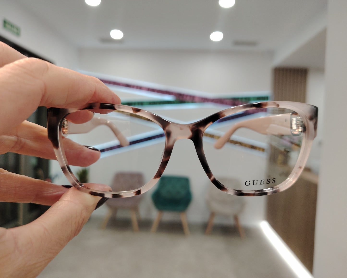 Guess GU 50118 - 020 Matte Grey | Eyeglasses Woman Guess GU 50118 - 020 Matte Grey | Eyeglasses Woman