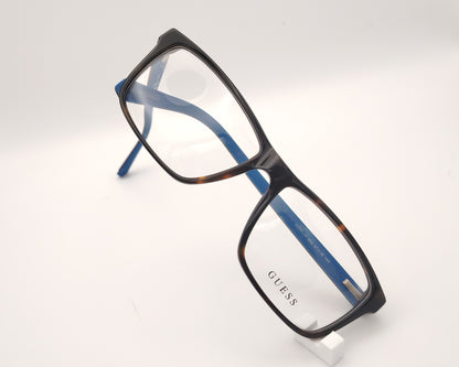gafas graduadas guess gu50130 052 rectangulares carey con detalles azules