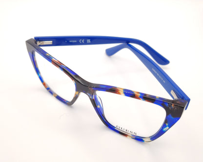 gafas guess cat-eye multicolor con montura brillante en tonos azules y detalles en carey y dorado