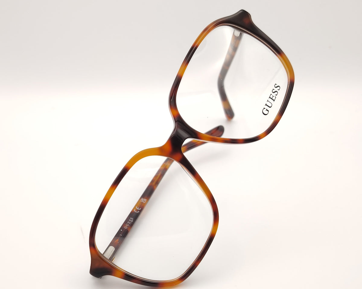 gafas graduadas guess carey habana cuadradas con detalle metalico dorado en la varilla