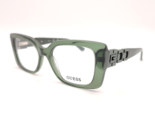 gafas guess verdes con montura rectangular y patillas decoradas con cadena geométrica y logo