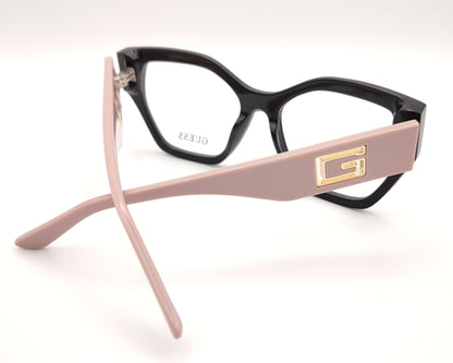 gafas guess negras con patillas rosa empolvado y logo dorado en relieve