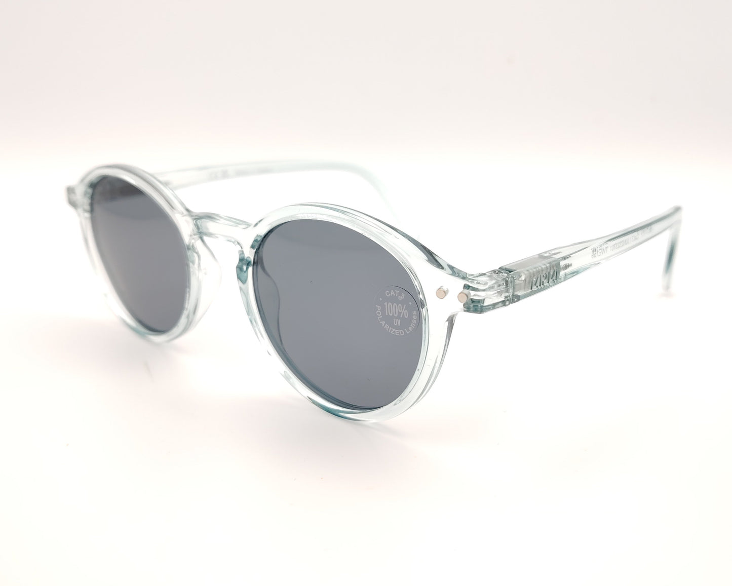 gafas de sol polarizadas para niños en color azul claro traslúcido con lentes oscuras