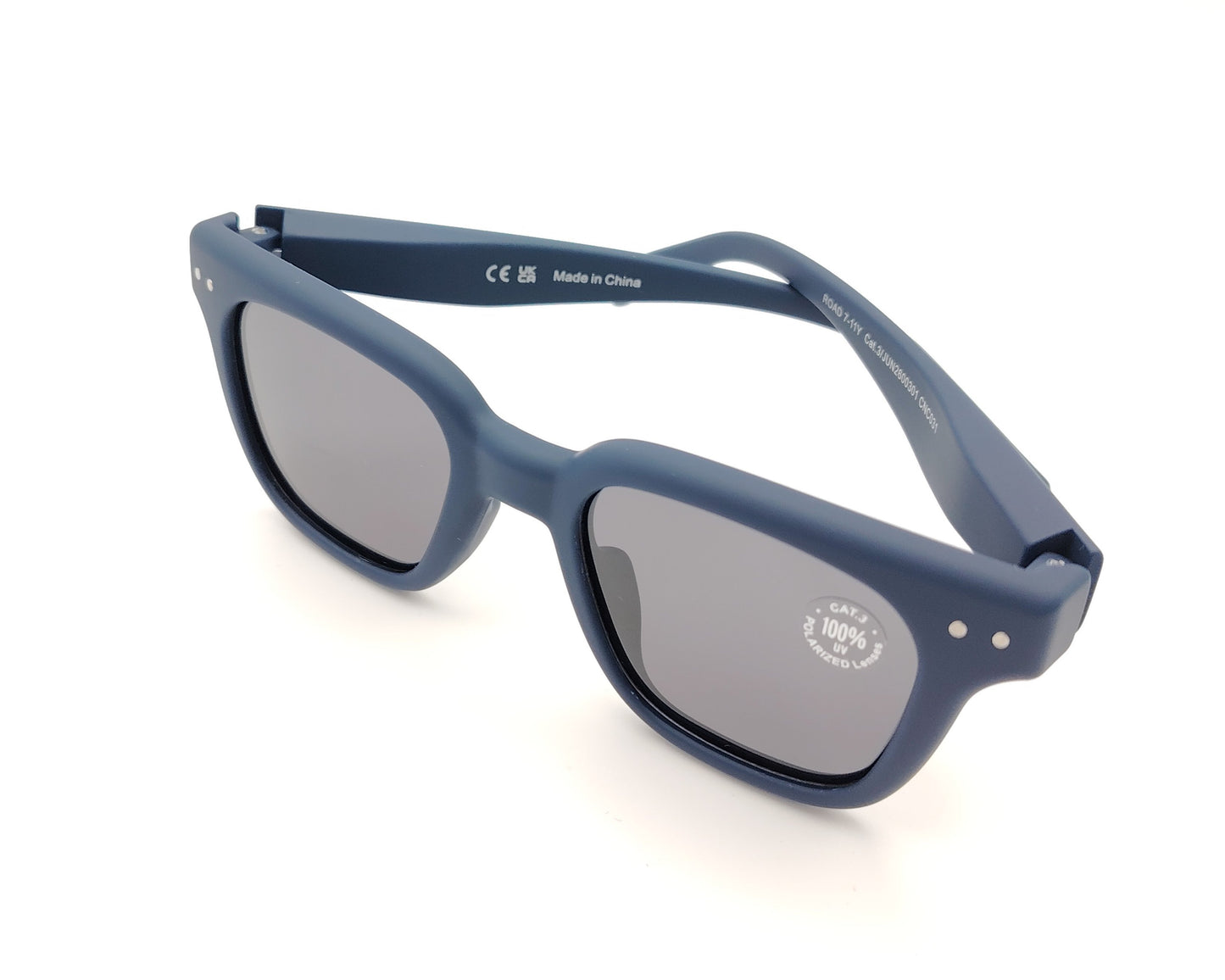 gafas de sol infantiles izipizi polarizadas en color azul marino con lentes oscuras