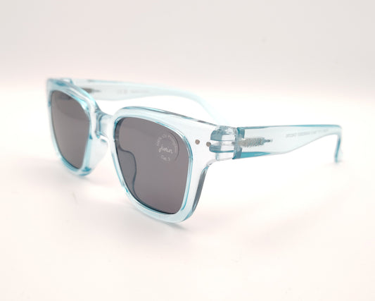 gafas de sol infantiles izipizi polarizadas en color turquesa con lentes oscuras