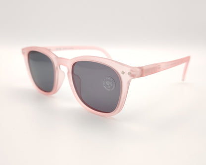 gafas de sol infantiles izipizi polarizadas en color rosa con lentes oscuras