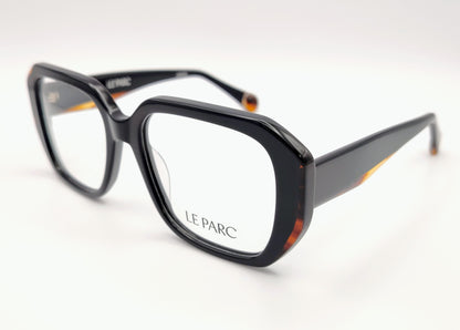 gafas le parc aino 01, montura de acetato en color negro con detalles habana en las varillas, diseño rectangular con líneas suaves, estilo elegante y sofisticado