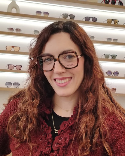 gafas graduadas le parc de forma cuadrada en carey con detalles rojo y crema 