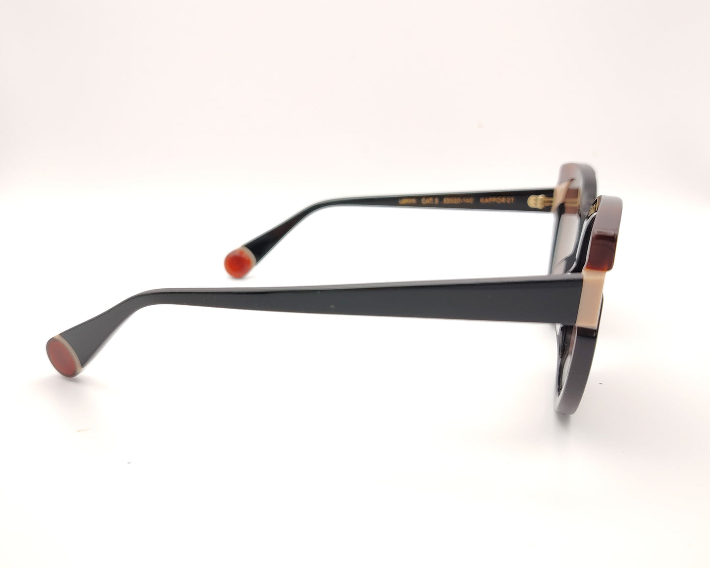 gafas de sol le parc kappor 01 negras con detalles crema y carey ámbar y lentes marrones