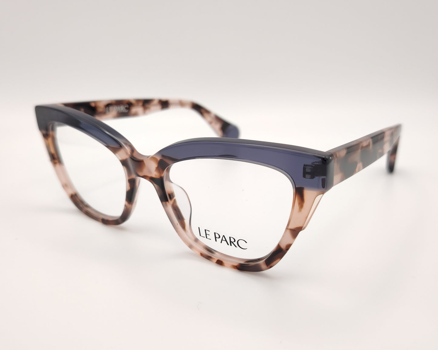 gafas le parc ottoman 02, montura de acetato en tonos habana y lila, diseño cat eye con líneas definidas, estilo sofisticado y elegante