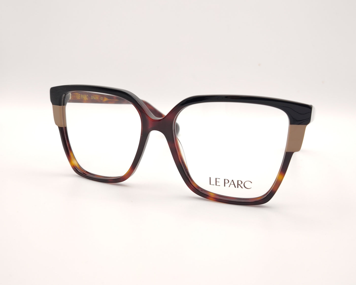 gafas le parc con montura carey y frontal negro con detalles nude