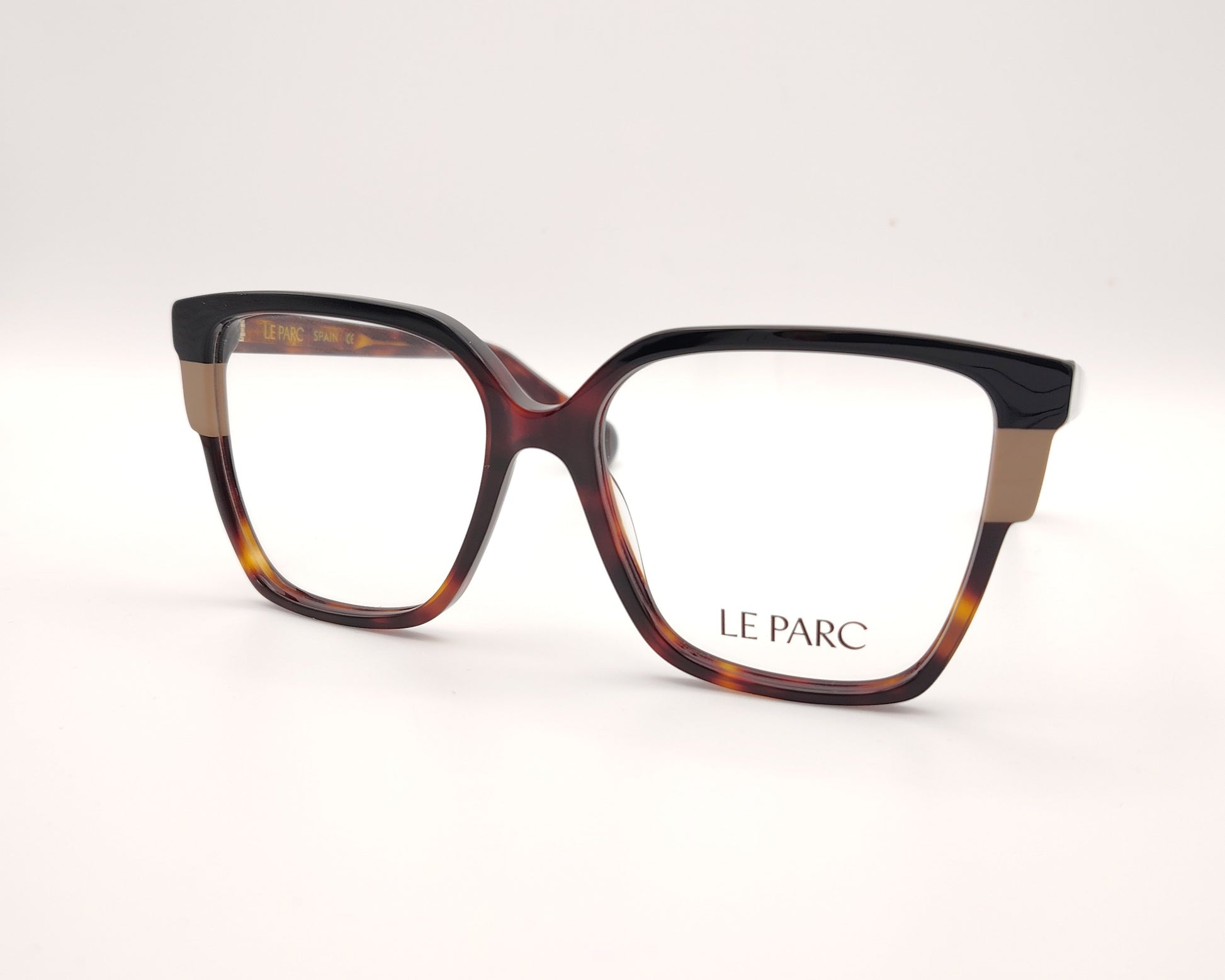 gafas le parc con montura carey y frontal negro con detalles nude