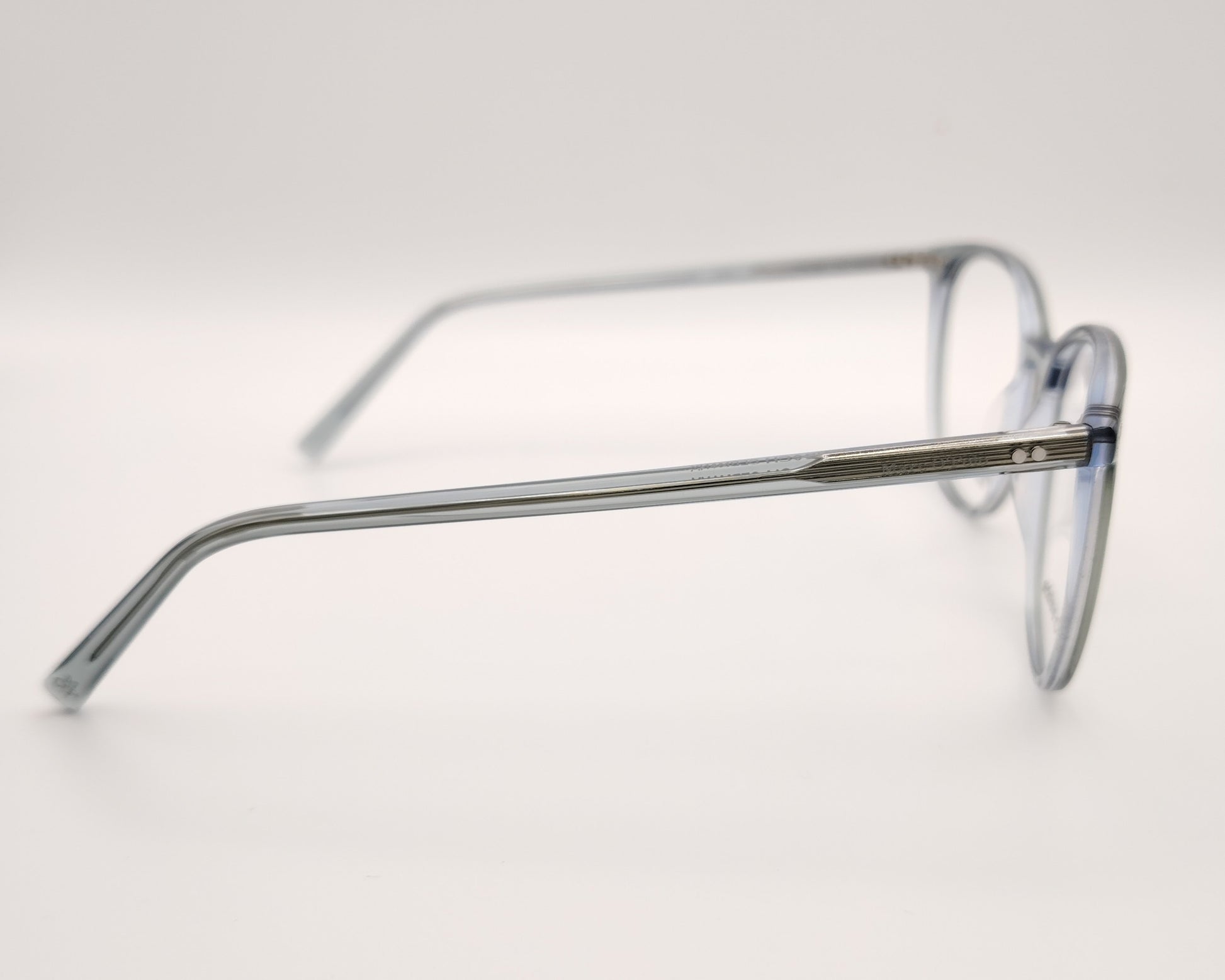 gafas marc o'polo de acetato transparente azulado compatibles con clip de sol