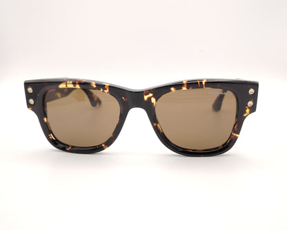gafas de sol montblanc con montura carey gruesa y lentes marrones oscuras