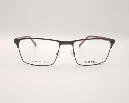 gafas morel rectangulares con montura negra y detalles rojos en las varillas