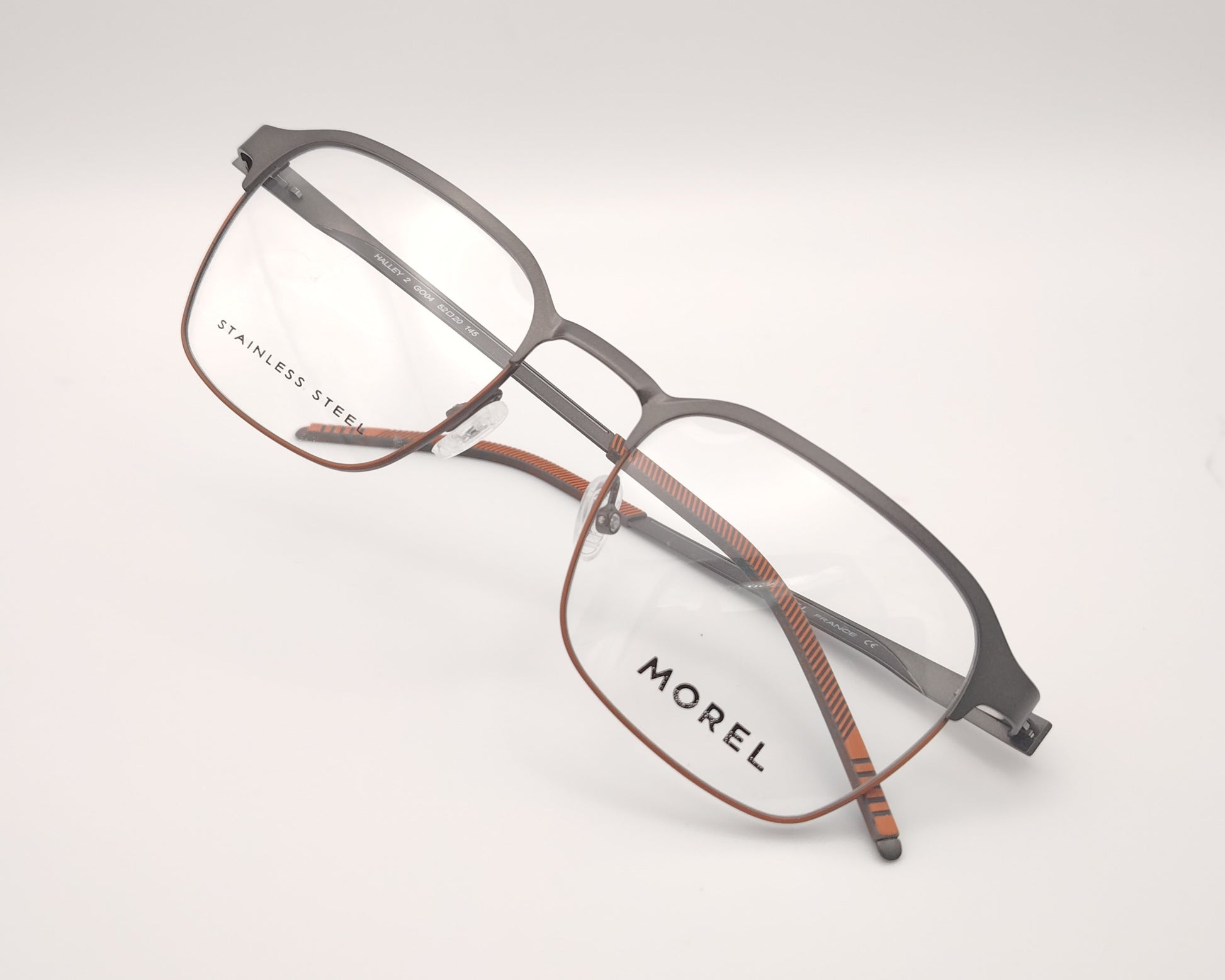 gafas morel de metal ligero en grafito mate con detalles en ocre