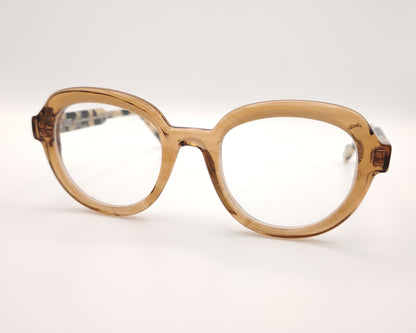 gafas redondas de acetato color caramelo con varillas carey claras y diseño francés